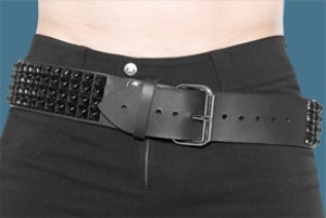 4-Row Black Pyramid Belt